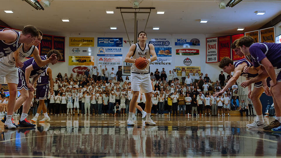 Jackson Cooper shooting a free throw 