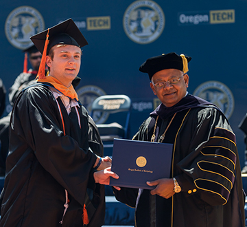 Commencement2018-Small-OT18-693