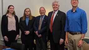 kinder_with_representative_cliff_bentz