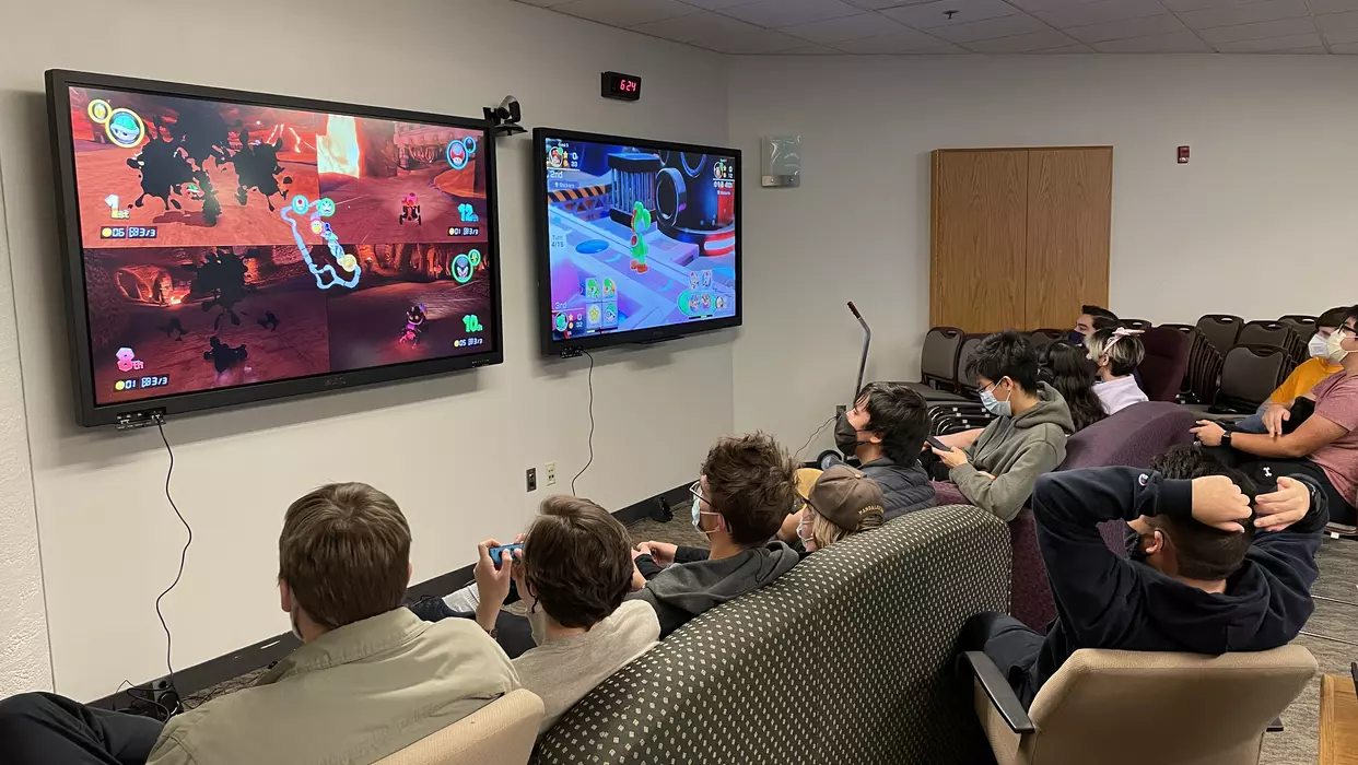 Oregon Tech Students play together at a gaming event