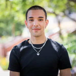 Gabriel Castro headshot