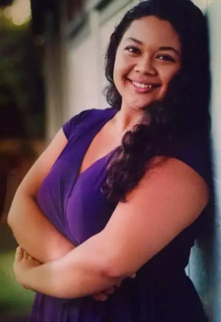 Tia Lardizabal